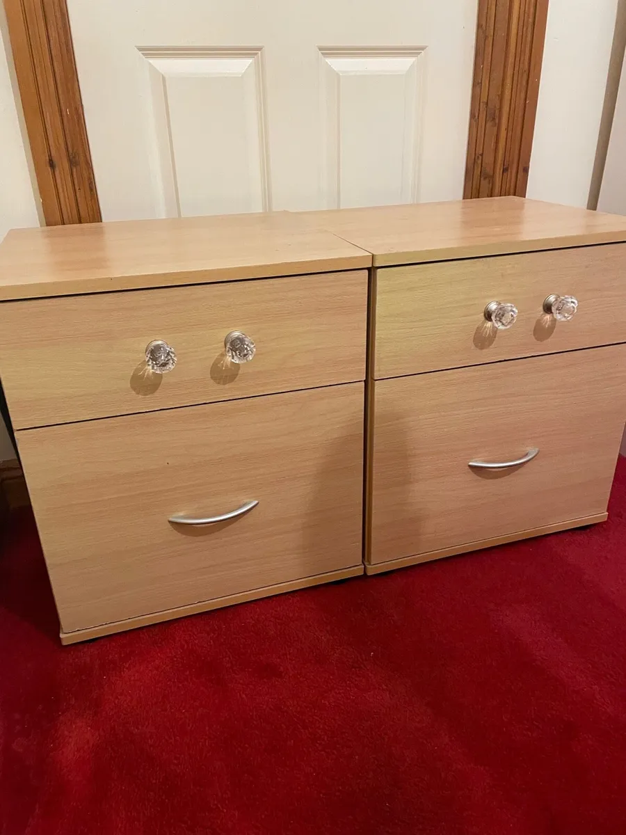 2 bedside tables chests - Image 1