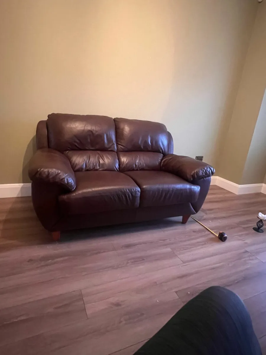 2 Seater Leather Brown Sofa - Image 2
