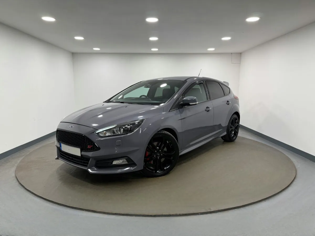 2017 Ford Focus 2.0 TDCI ST-3 - Image 1