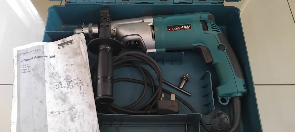Makita HP2070 2 Speed Percussion Drill 240v - Image 1