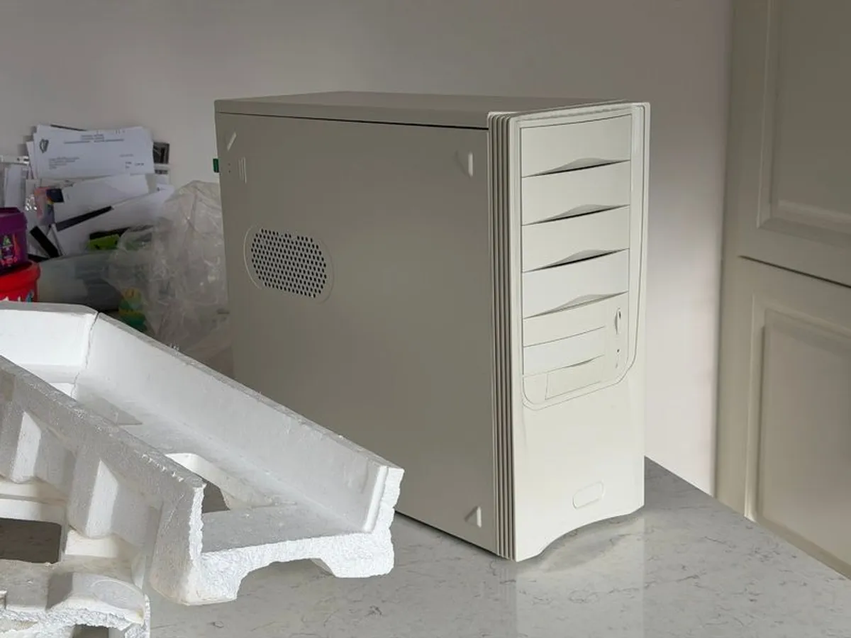 Pristine new-old-stock AT case for retro computing project (486 or early Pentium?) - Image 2