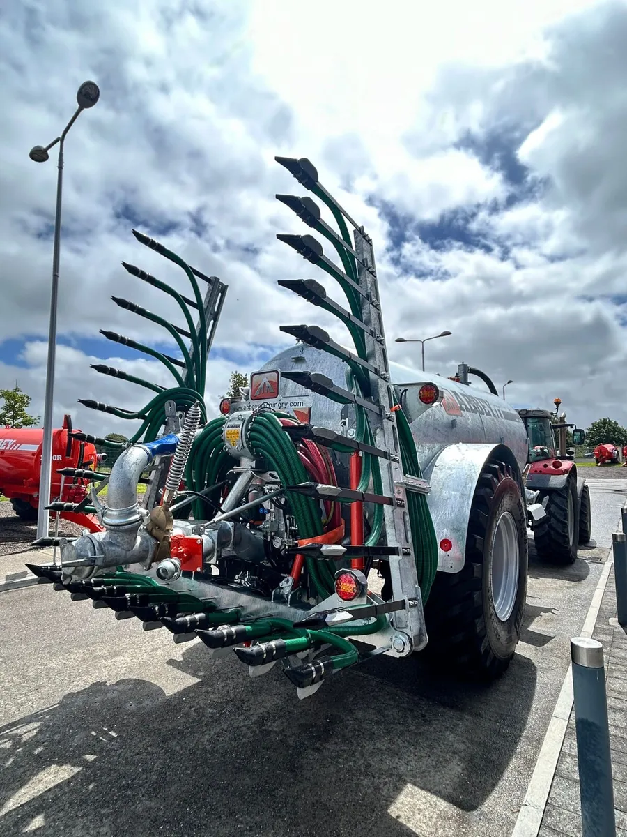 New Abbey 1650 & 2050 Galvanised Tanks - Image 3