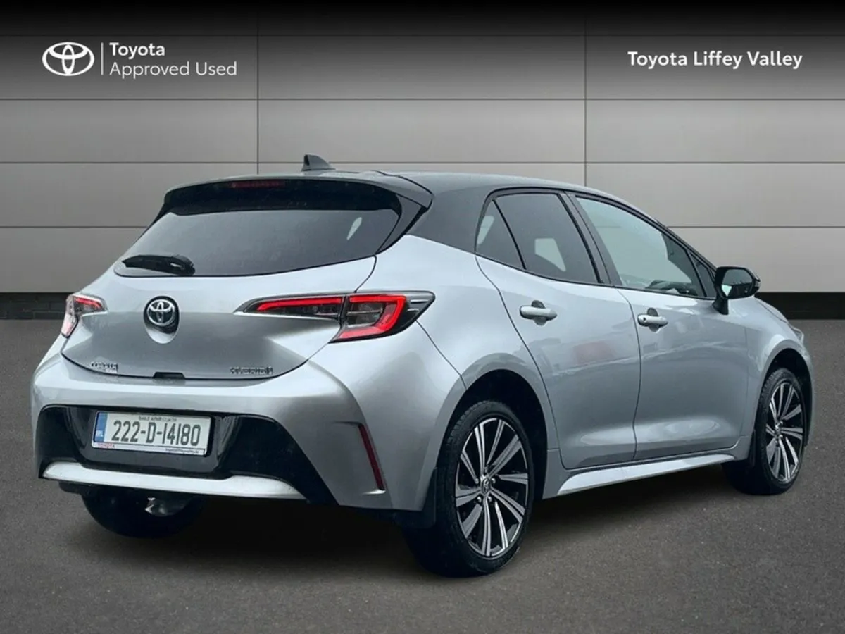Toyota Corolla LUNA SPORT HB 4DR AUTO HYBRID - Image 2