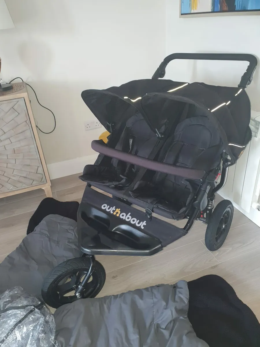 Out N About with footmuffs - Image 3