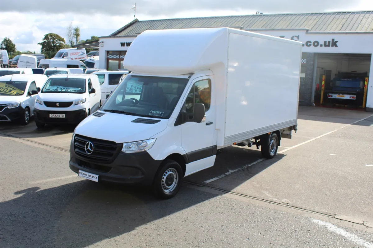 2023 Mercedes-Benz Sprinter 315 Luton Tail Lift - Image 1