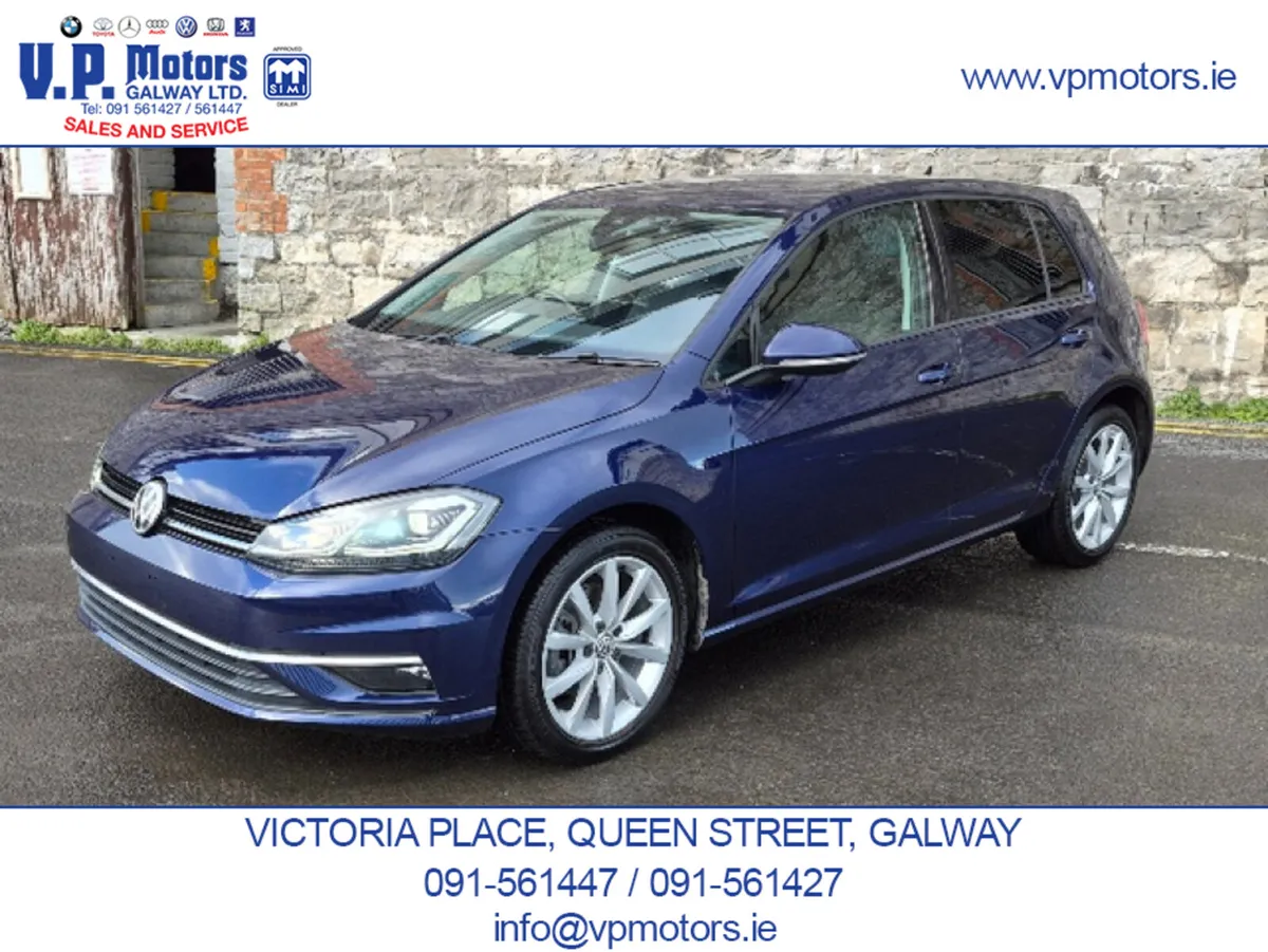 HIGH SPEC,REVERSE CAMERA,AUTO,1 OWNER. - Image 1