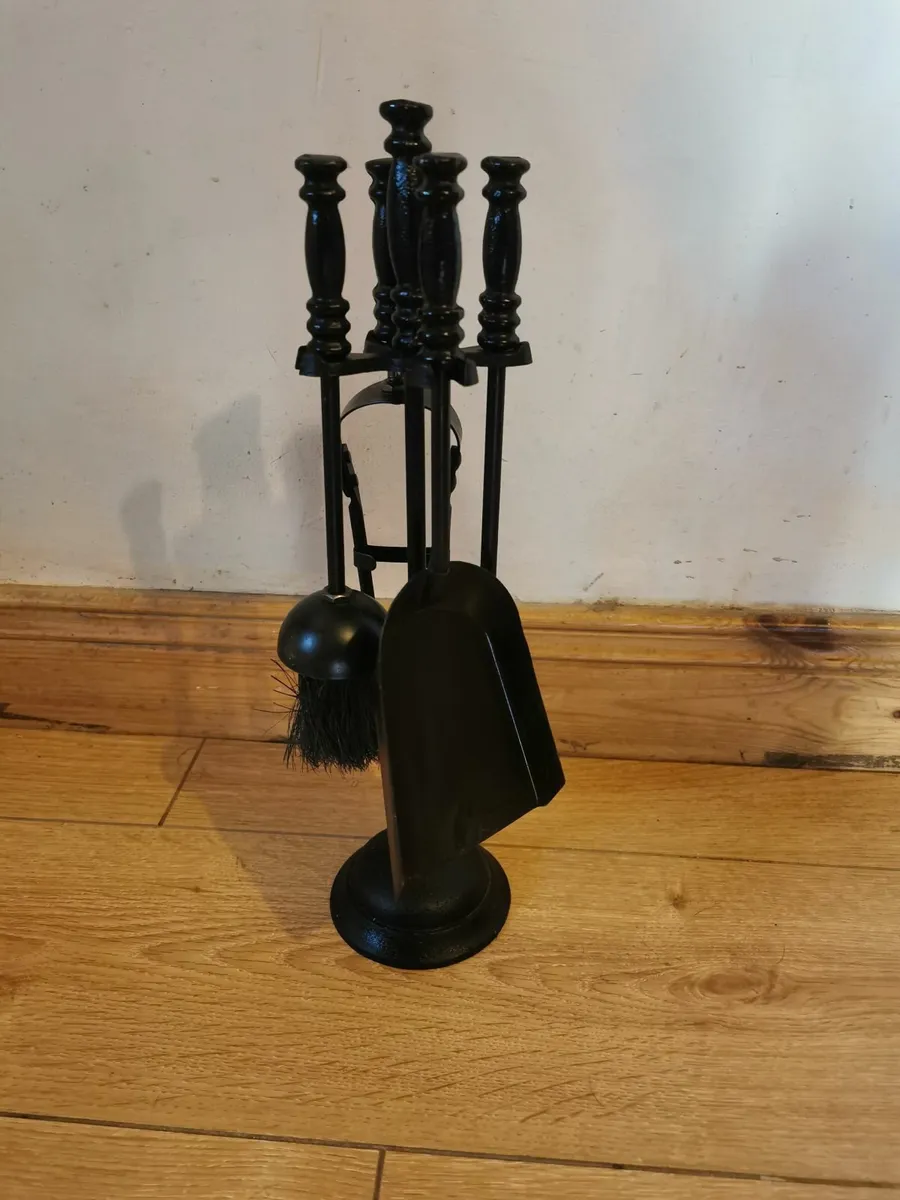 New Quality cast iron fireplace set - Image 1