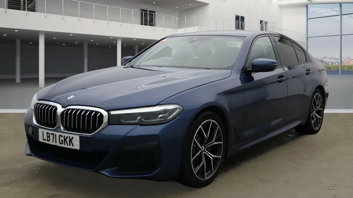 BMW 5-Series DIESEL SALOON - Image 2