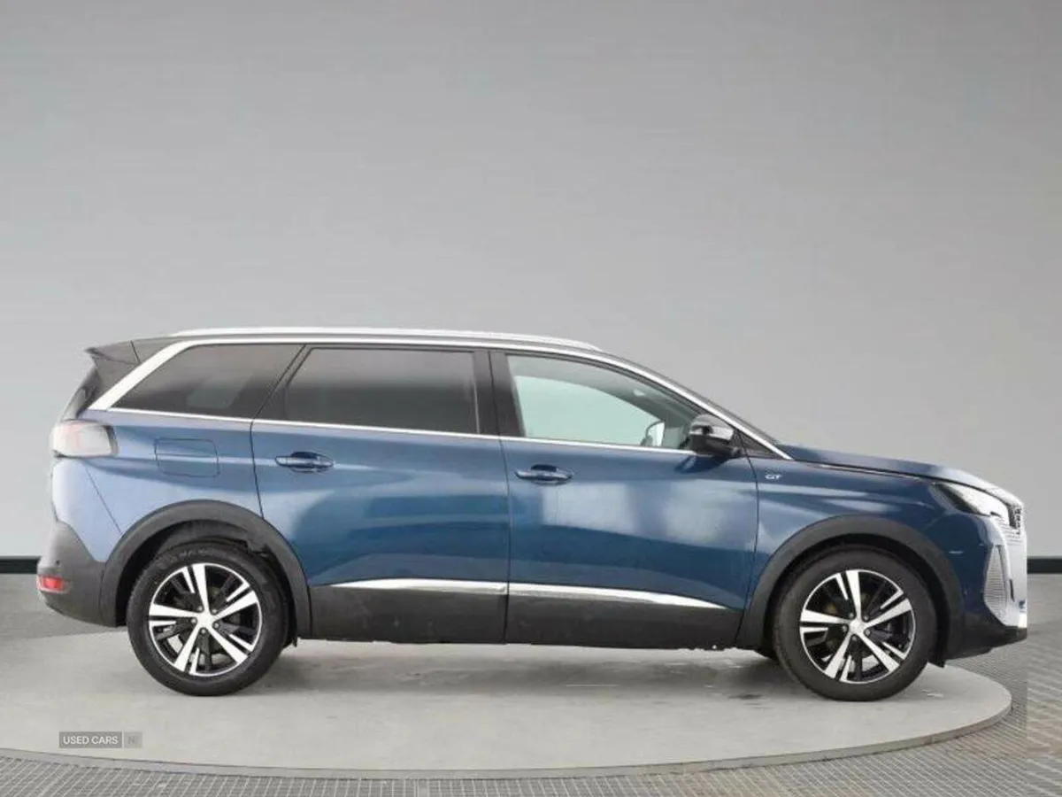 Peugeot 5008 DIESEL ESTATE - Image 2