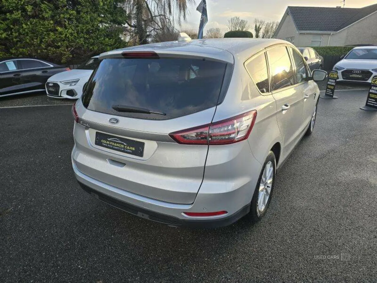 Ford S-Max Zetec - Image 4