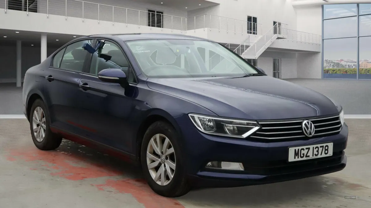 Volkswagen Passat DIESEL SALOON - Image 1