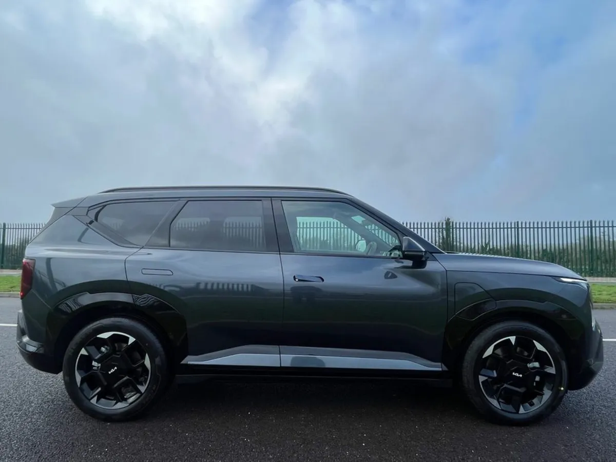 Kia EV5 gt line **Finance From 3.9%** **7 YEAR WAR - Image 3