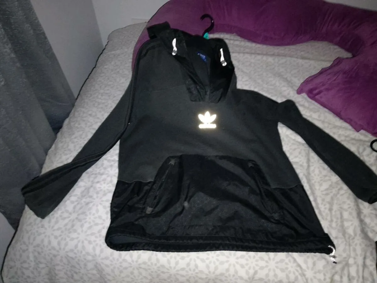 Nike Hoodies - Image 3