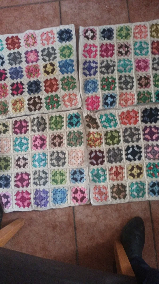 Beautiful crochet cushion covers - Image 3