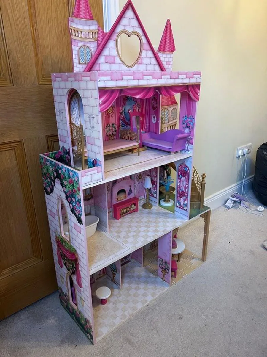 Dolls House - Image 4