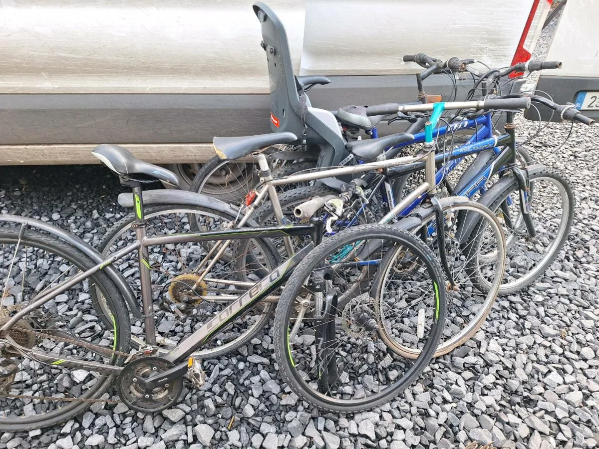 5 bikes FOR PARTS or REPAIR (DELIVERY) - Image 1