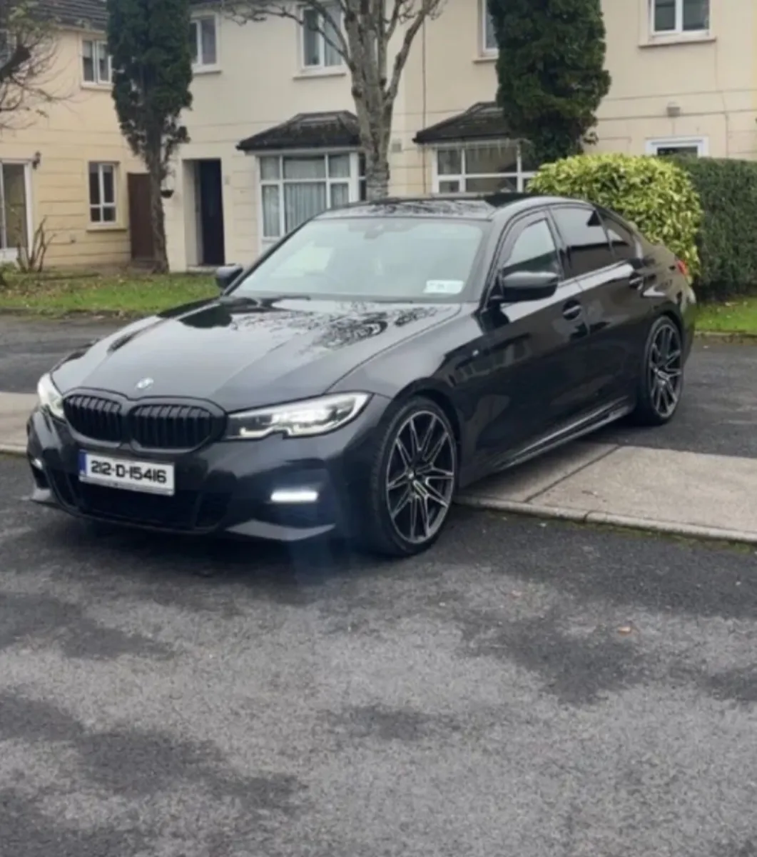 BMW 3-Series 2021 - Image 3