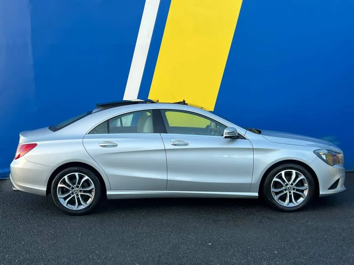 Mercedes-Benz CLA CLA200 URBAN 1.6 // TILT & SLIDE - Image 3