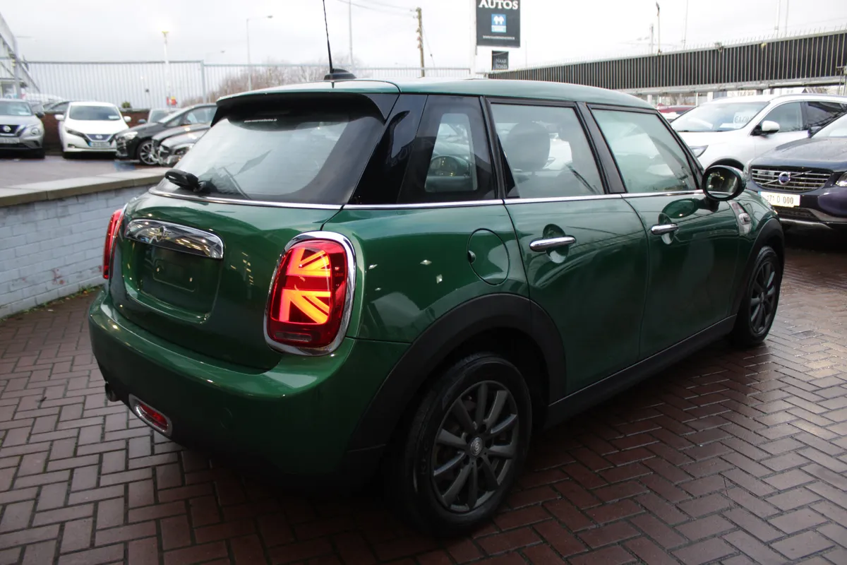 2020 MINI COOPER - Image 4