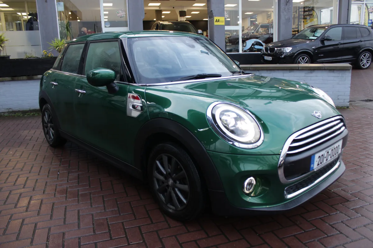 2020 MINI COOPER - Image 2