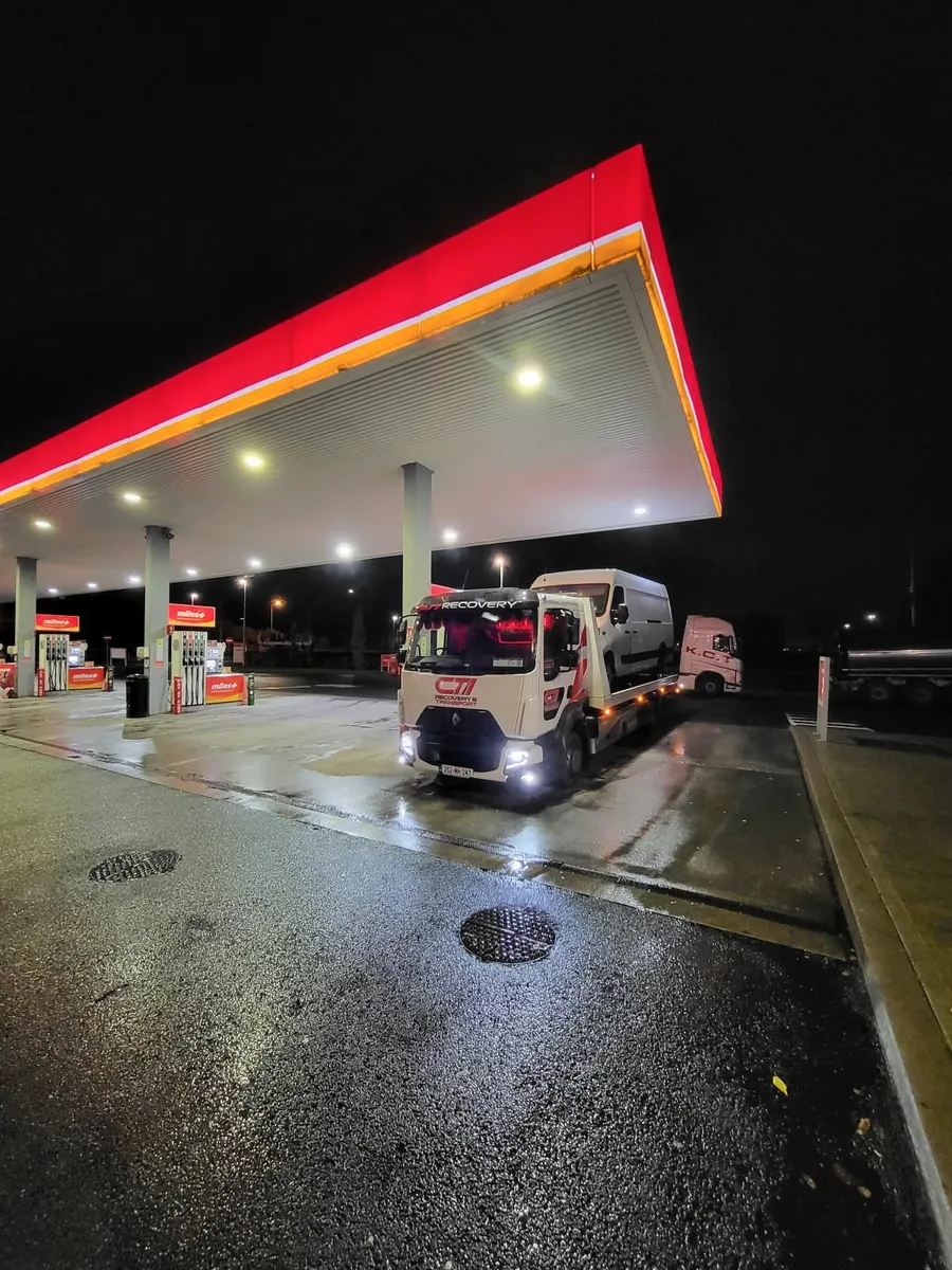 VAN TRANSPORT AND RECOVERY 24/7 6 ton payload - Image 2