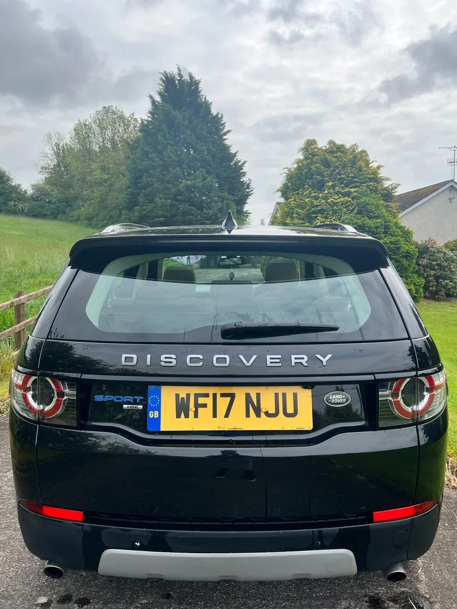 2017 Land Rover Discovery sport HSE - Image 4