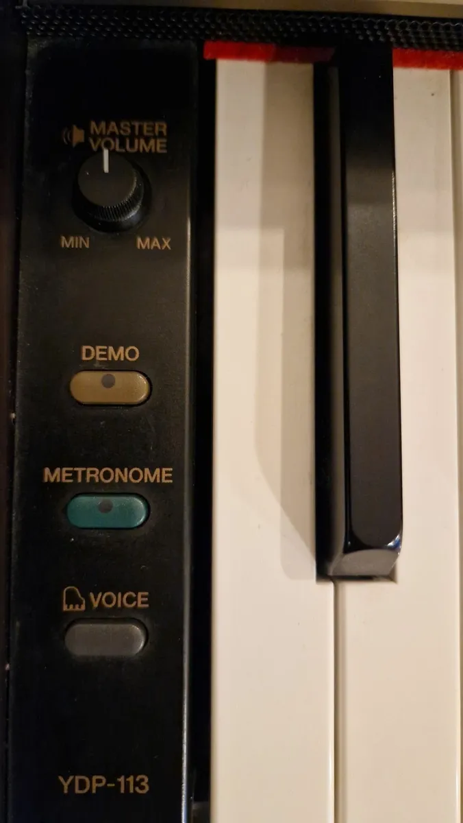 Yamaha electric piano - Image 2