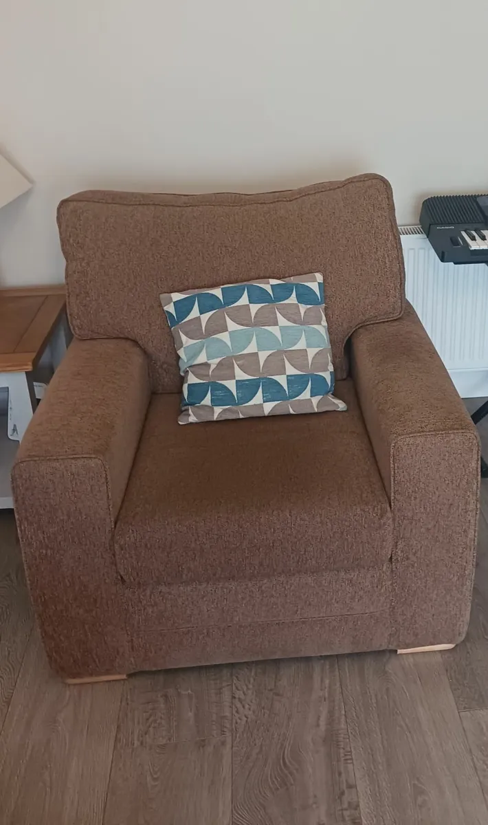 Sofa and armchair - Image 4