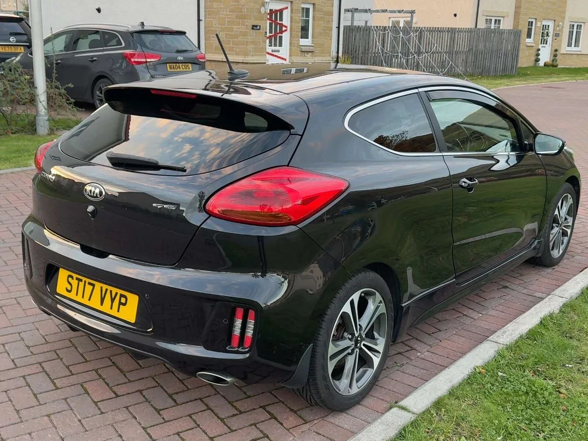 Kia Ceed 2017 - Image 2