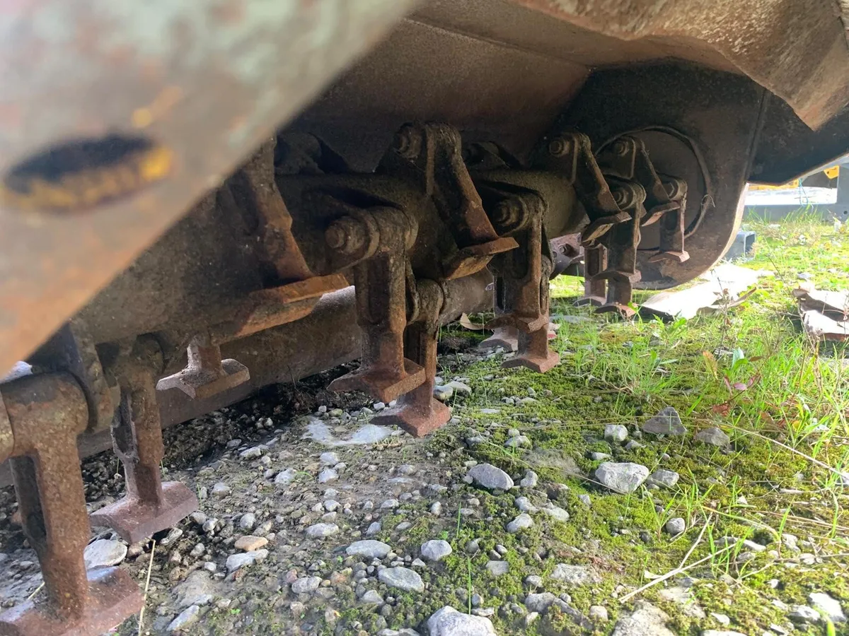 TWOSE 520 FLAIL HEDGER - Image 4