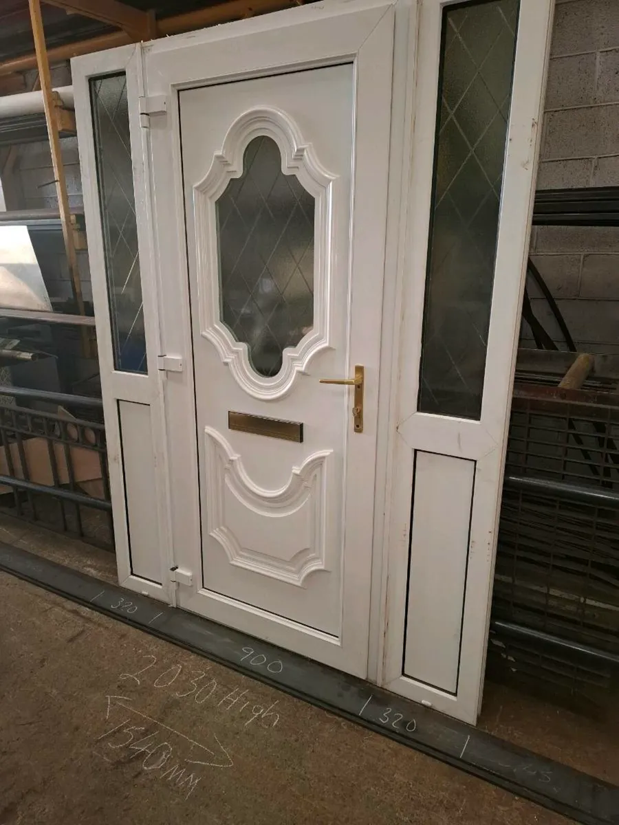 Pvc door c/w side panels - Image 2