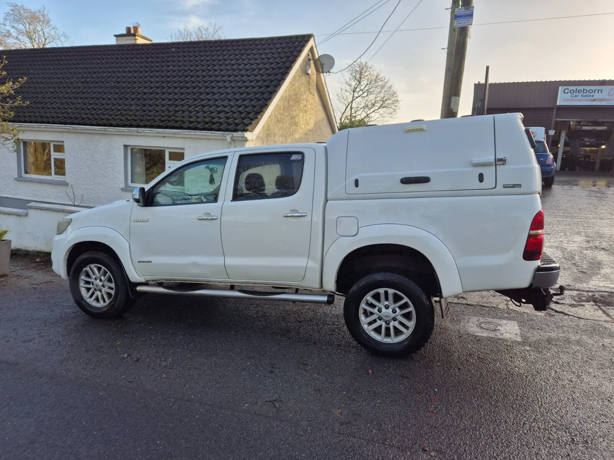 Toyota Hilux 2016 - Image 2