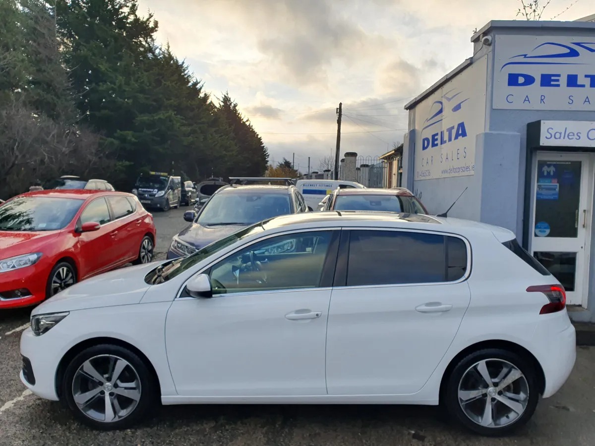 2019 PEUGEOT 308 ALLURE ALLURE 1.2L PETROL 110BHP - Image 3
