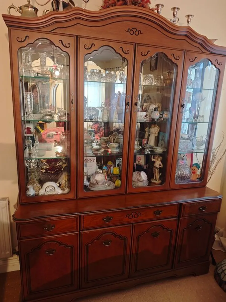 Beautiful cabinet