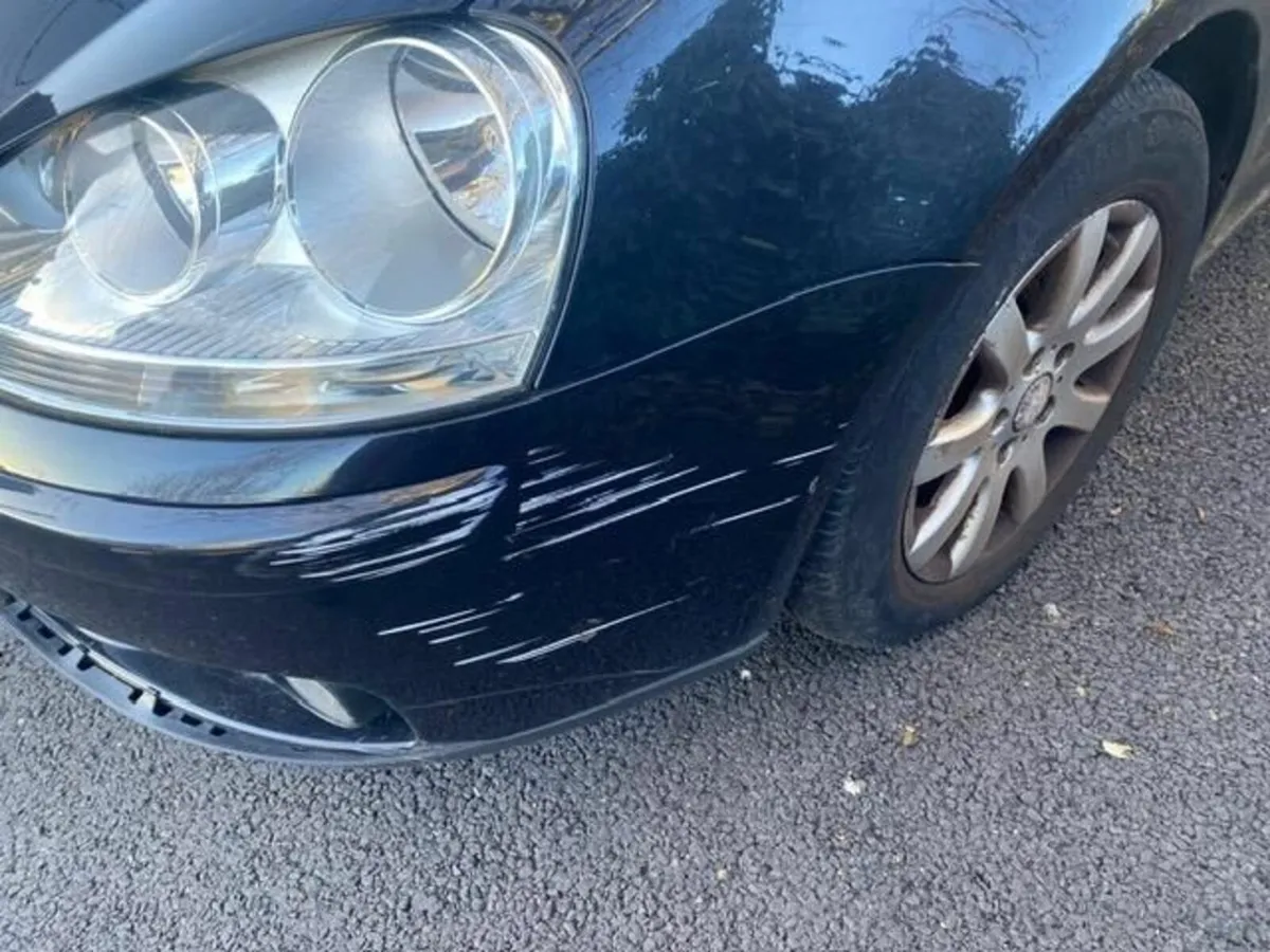 Volkswagen Golf 2008 - Image 2