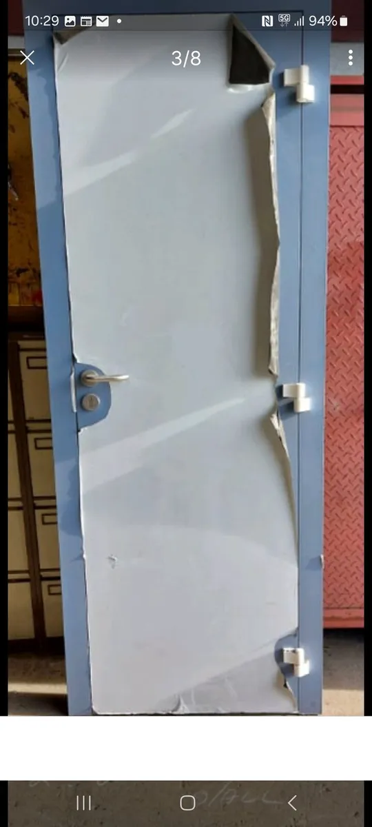 Door + frame - Image 1