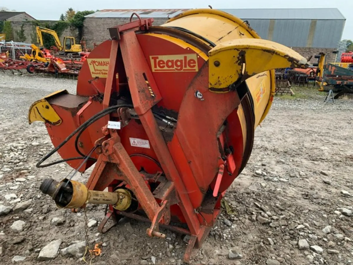TEAGLE 4040 SILAGE/STRAW BALE SHREDDER - Image 2