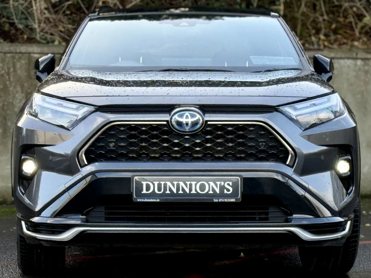 Toyota RAV4, 2023, DYNAMICS PHEV AUTO 4WD - Image 3