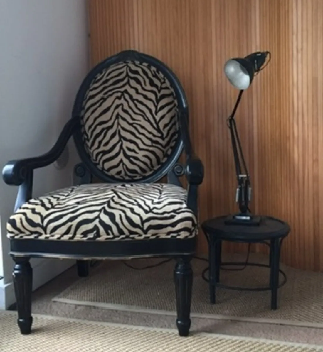 Zebra print armchairs x 2 - Image 1