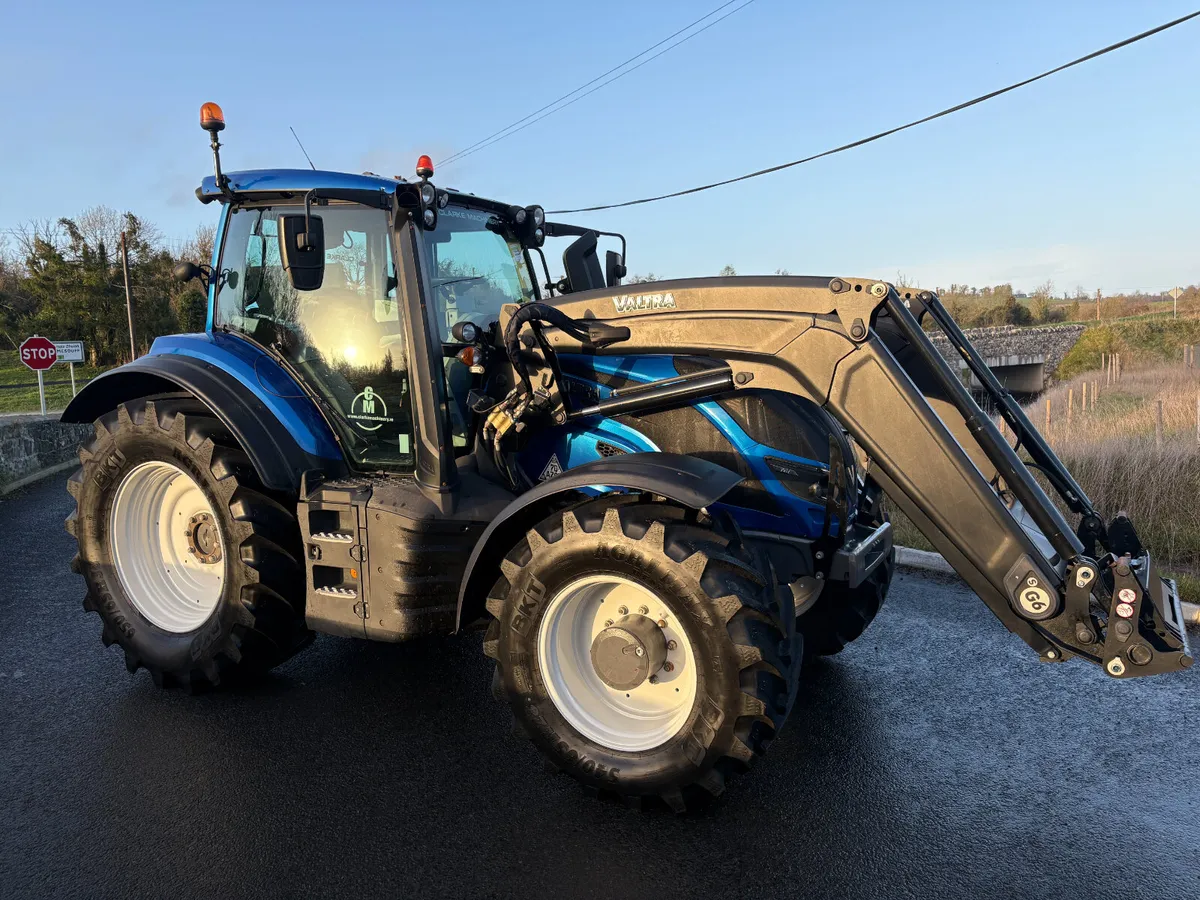 🔥2021 Valtra T154 Active with Quicke G6S Loader - Image 4