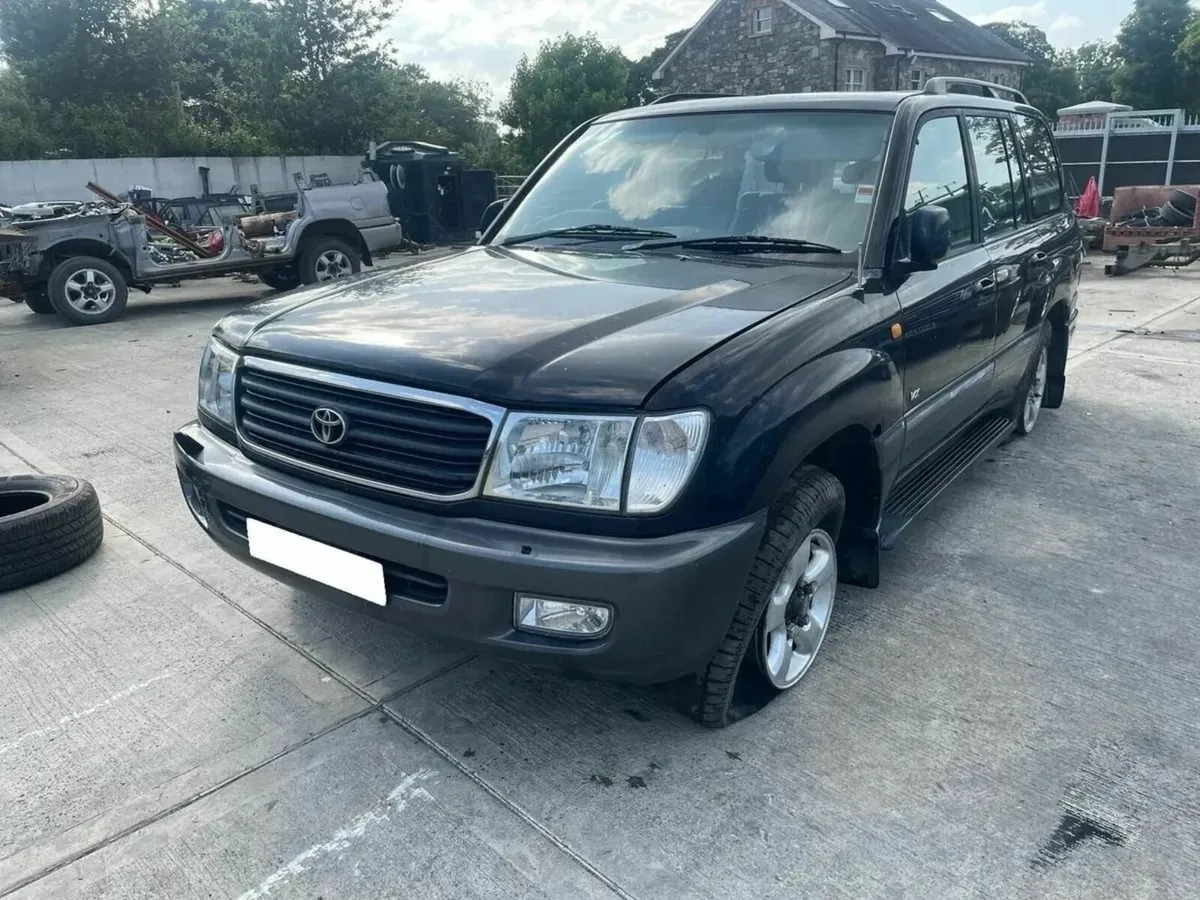 Toyota Amazon Breaking - Image 4