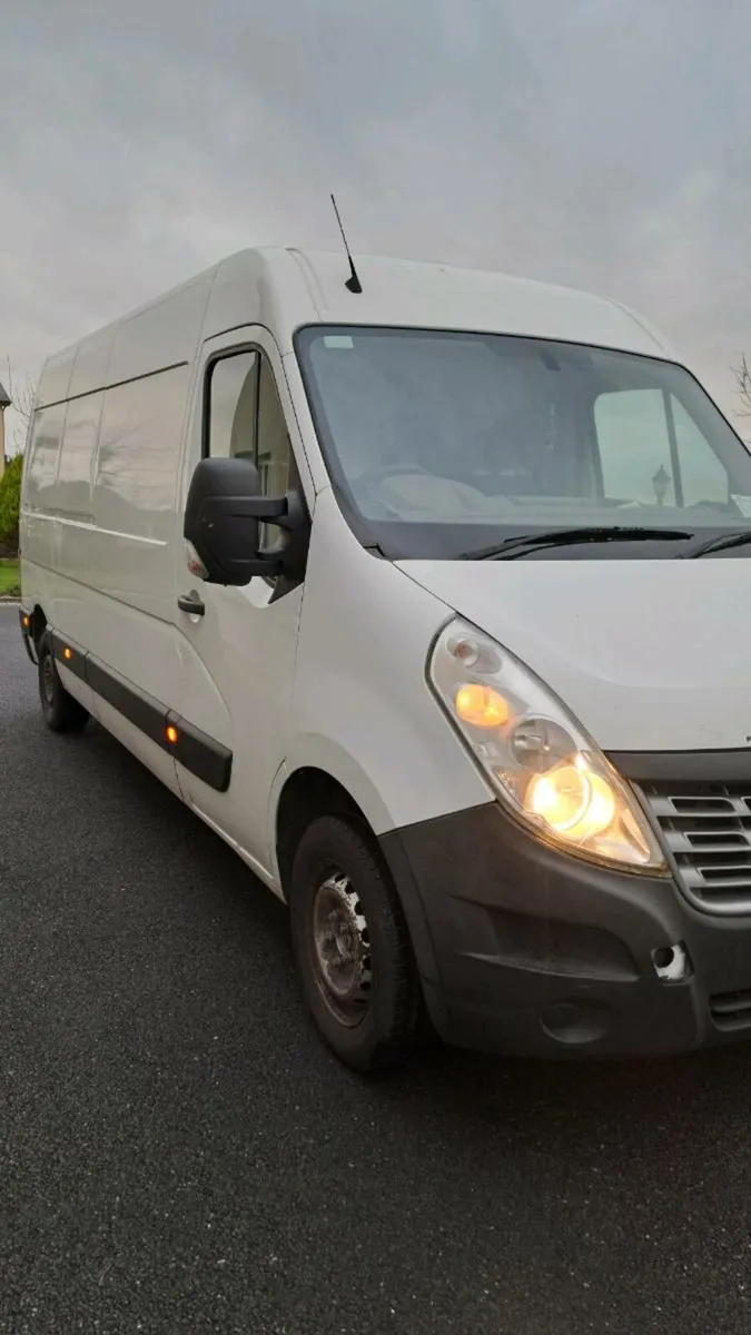 Renault Master - Image 1