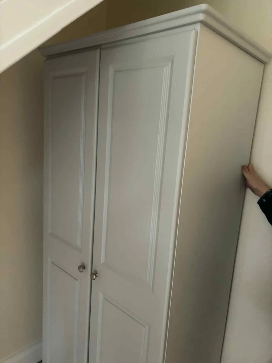 2x wardrobes grey and white - Image 2
