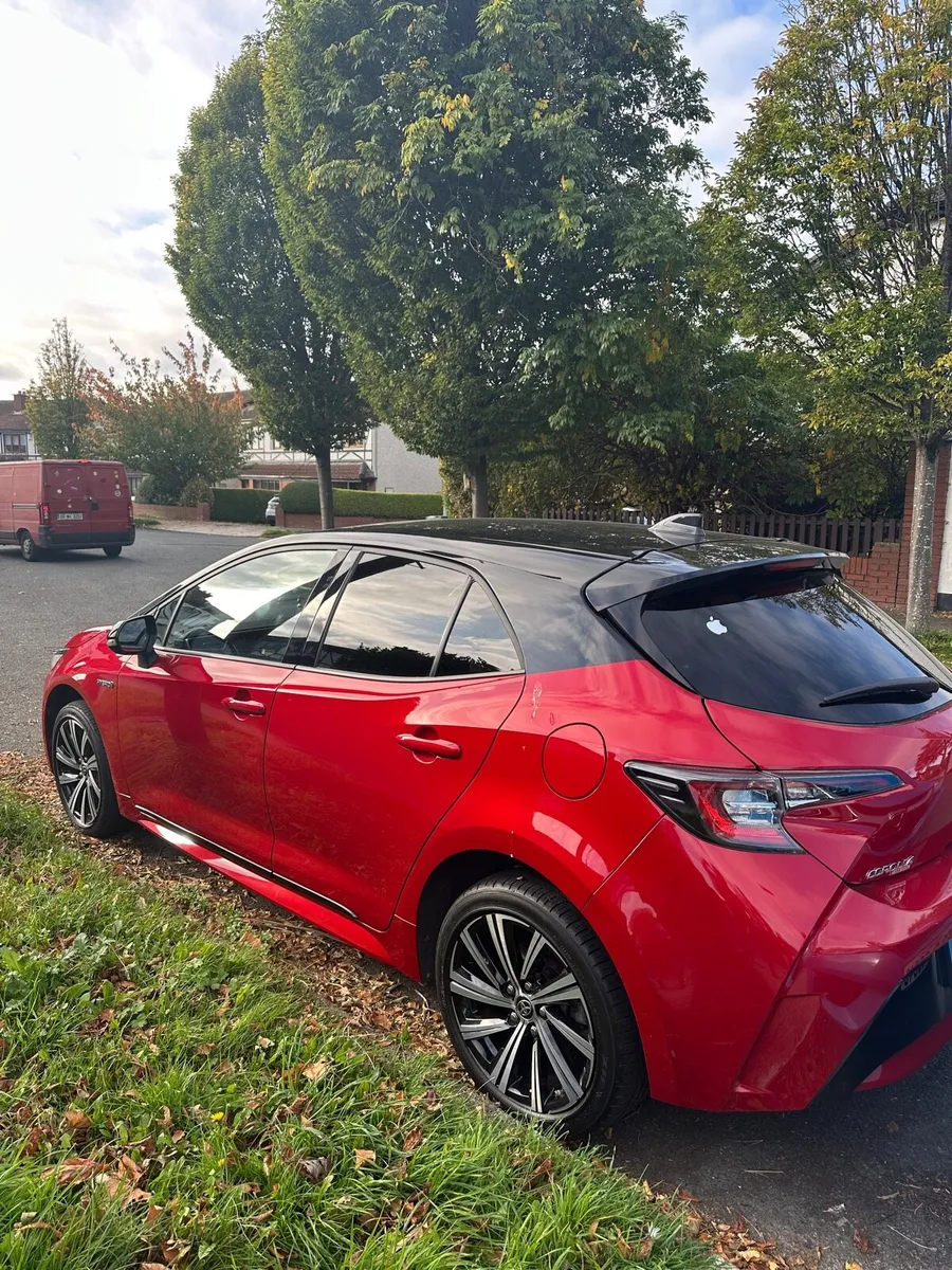 Toyota Corolla Hatchback Sports 2021Only 19000KM - Image 3