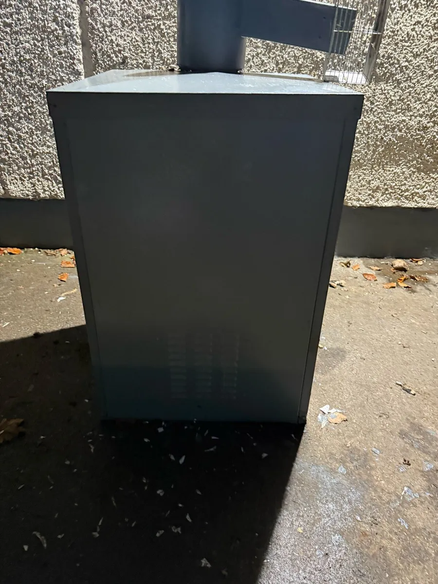 Oil boiler - Image 1