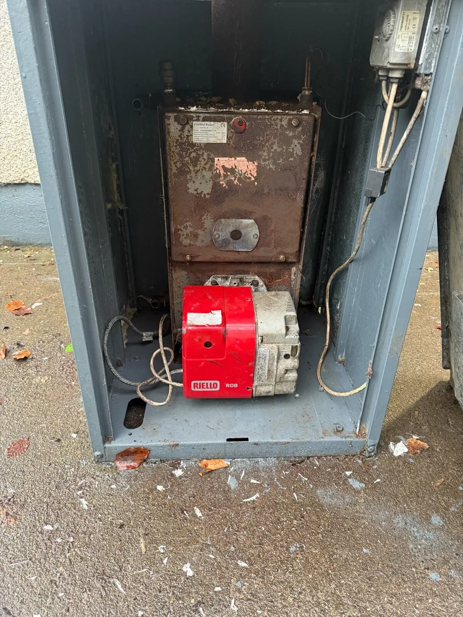 Oil boiler - Image 2