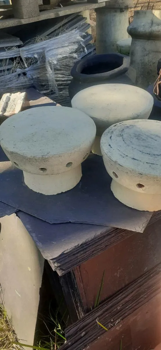 Bangor slates chimney pot ridge roof tile granite - Image 4