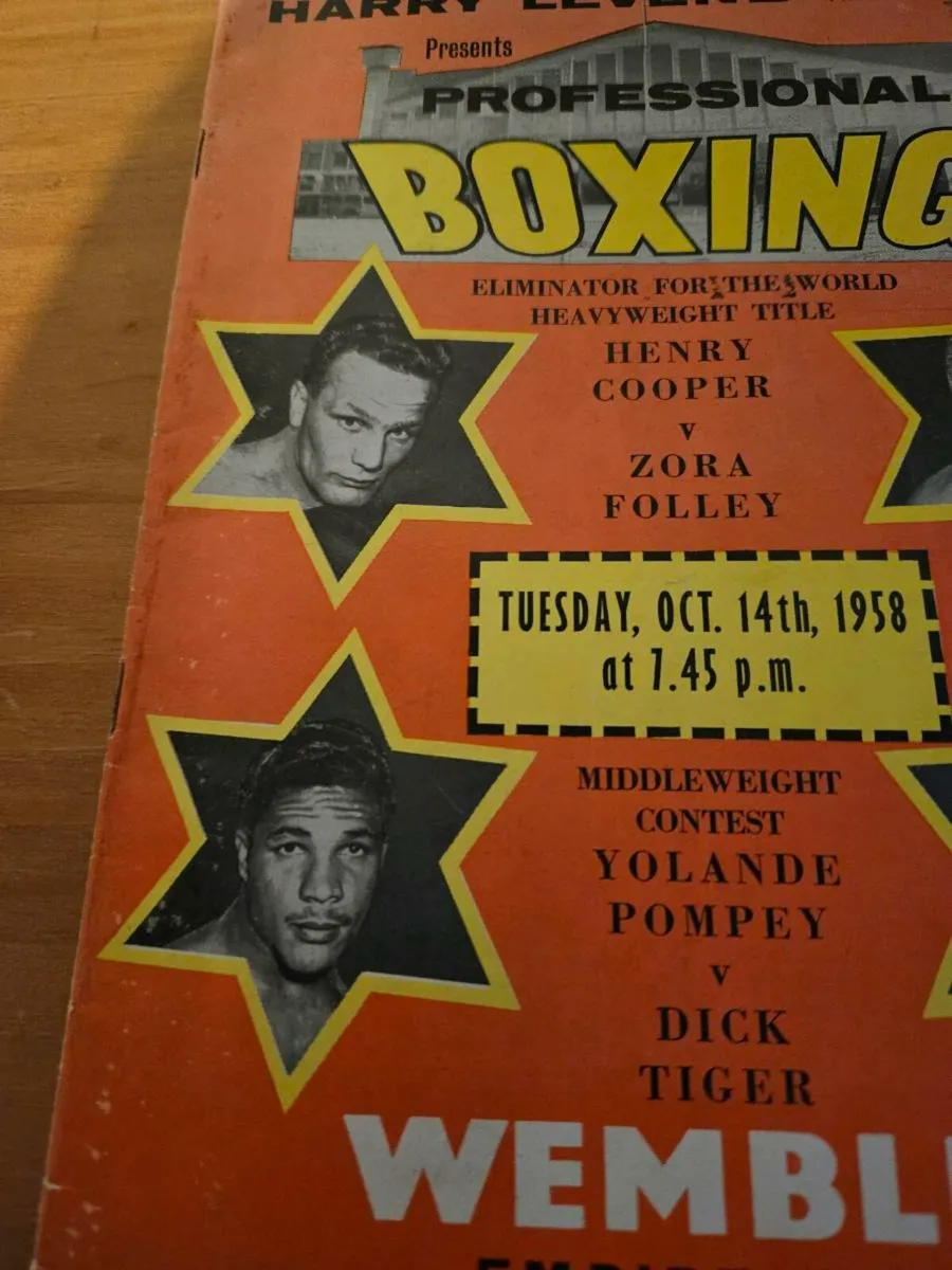 Vintage Boxing Programme Henry Cooper - Image 3