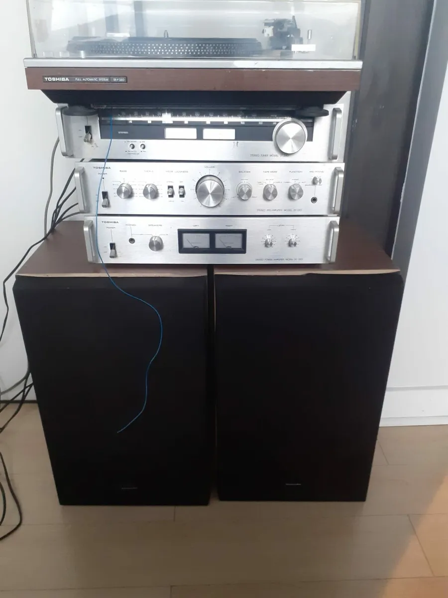 Toshiba 330 vintage HiFi - Image 1