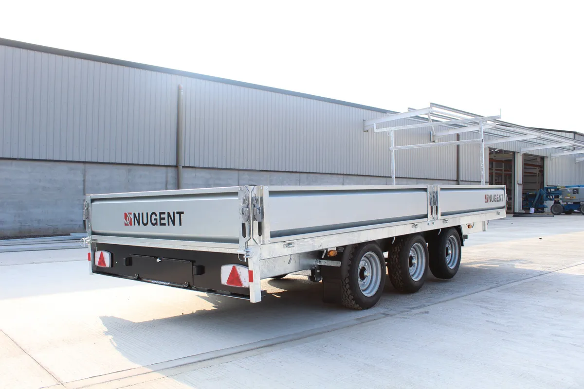 Nugent Tri axle Flatbed - Image 3